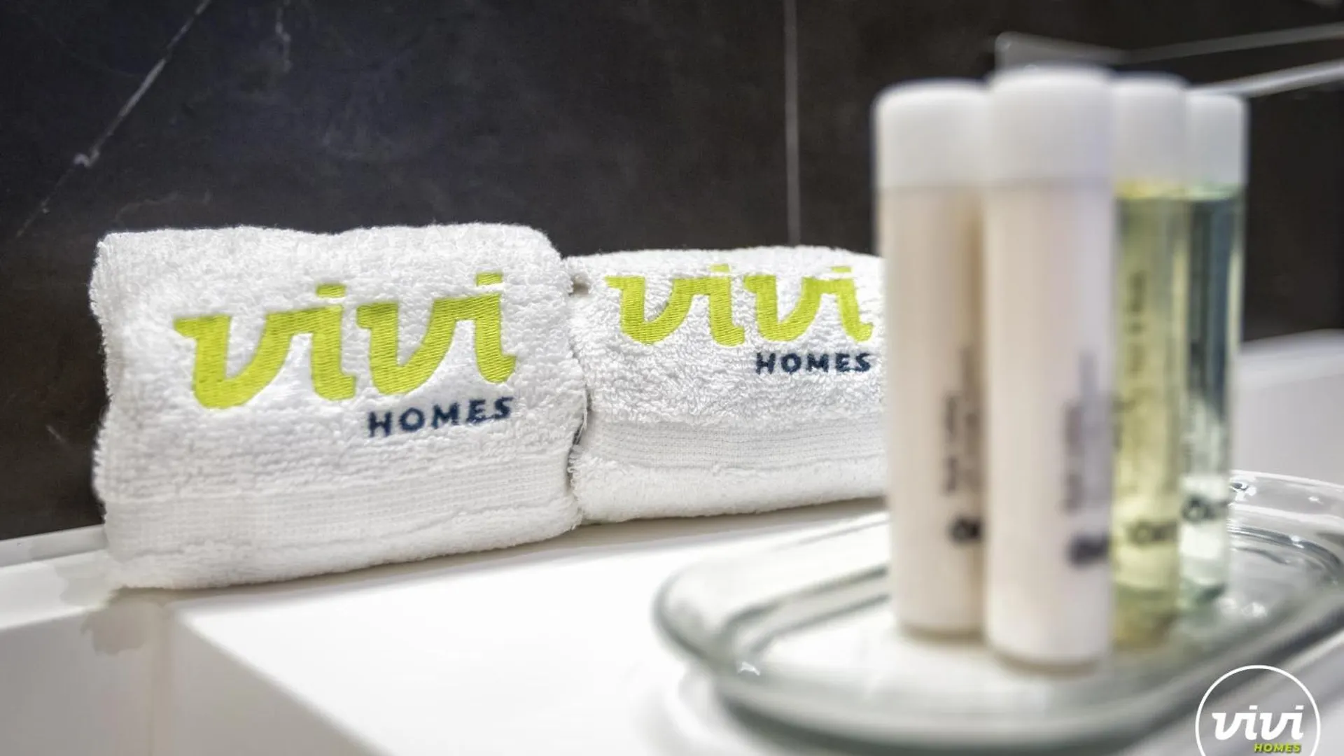 Vivi Homes - Sana Pool, Sauna, Gym & Beach Torremolinos Espanha