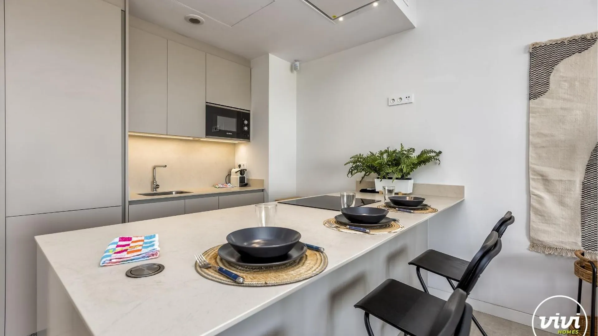 Apartamento Vivi Homes - Sana Pool, Sauna, Gym & Beach Torremolinos